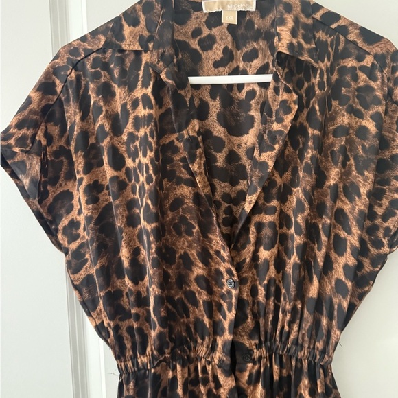 Michael Kors Brown and Black Cheetah Wide-Leg Jumpsuit with V-Neck - Picture 3 of 5